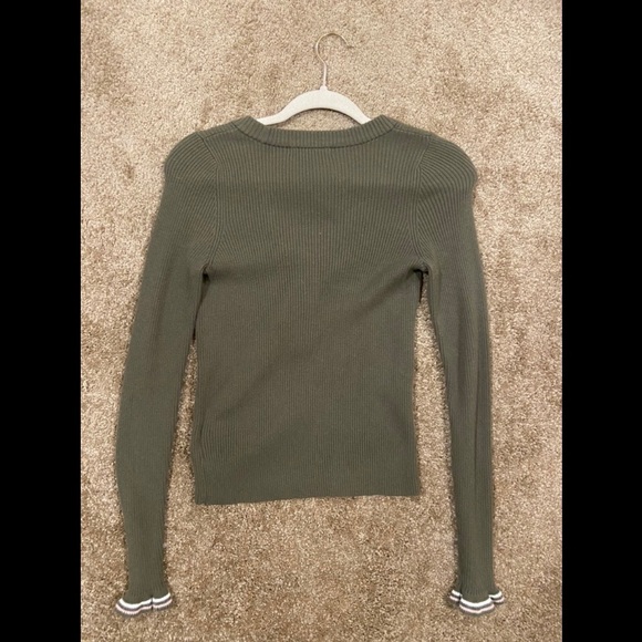 NWT Madewell Ruffle-Cuff Henley Sweater in Dark Green - Picture 7 of 7